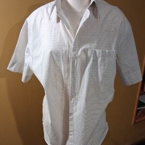 Perry Ellis White Geometric Short Sleeve Shirt